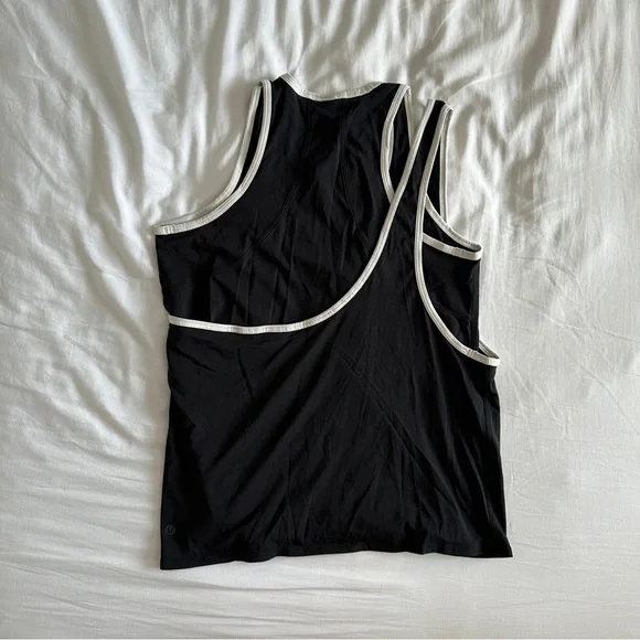 LULULEMON TANK WOMENS SIZE 6 BLACK  & WHITE - Picture 2 of 8